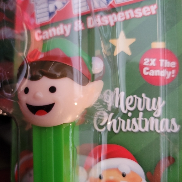 PEZ ELF Candy & Dispenser Holiday NWT - Picture 2 of 4